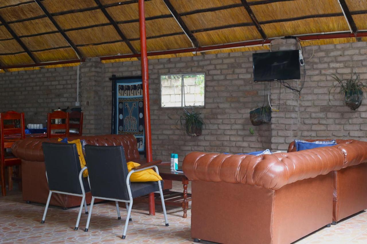 מפלי ויקטוריה Mawuya Lodge מראה חיצוני תמונה
