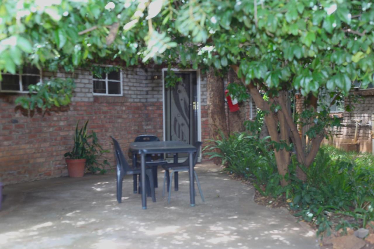 מפלי ויקטוריה Mawuya Lodge מראה חיצוני תמונה