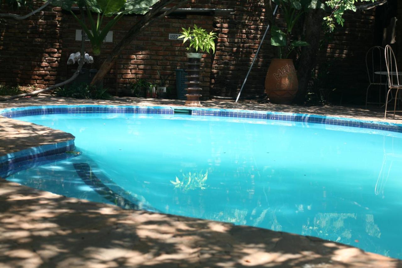 מפלי ויקטוריה Mawuya Lodge מראה חיצוני תמונה