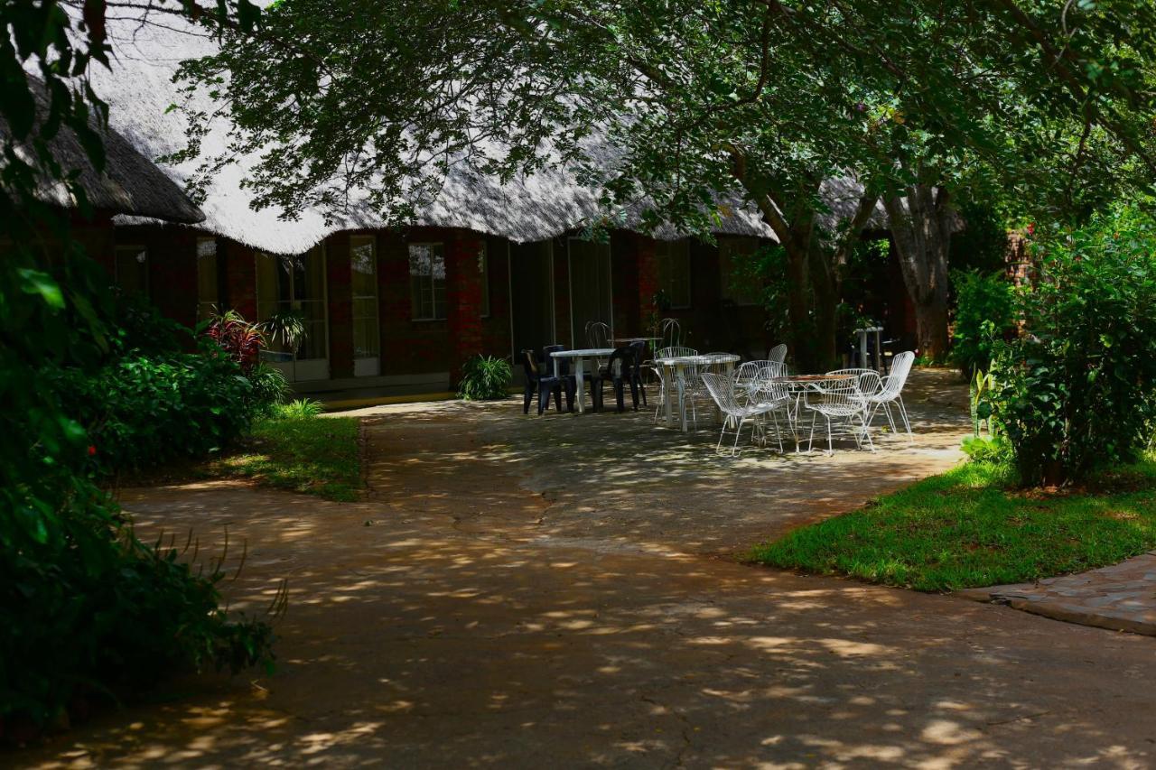 מפלי ויקטוריה Mawuya Lodge מראה חיצוני תמונה