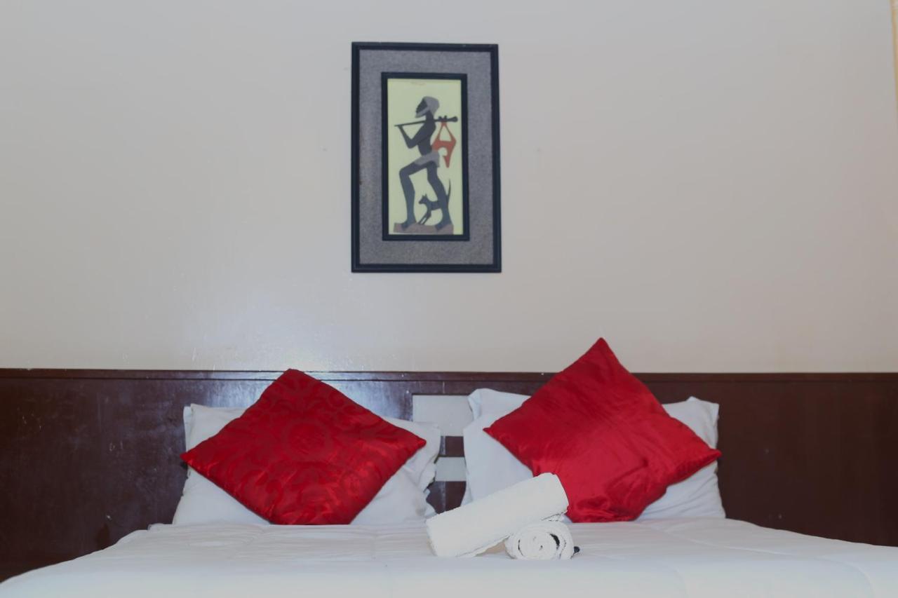 מפלי ויקטוריה Mawuya Lodge מראה חיצוני תמונה